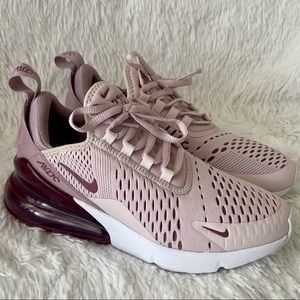Women’s Nike Air Max 270